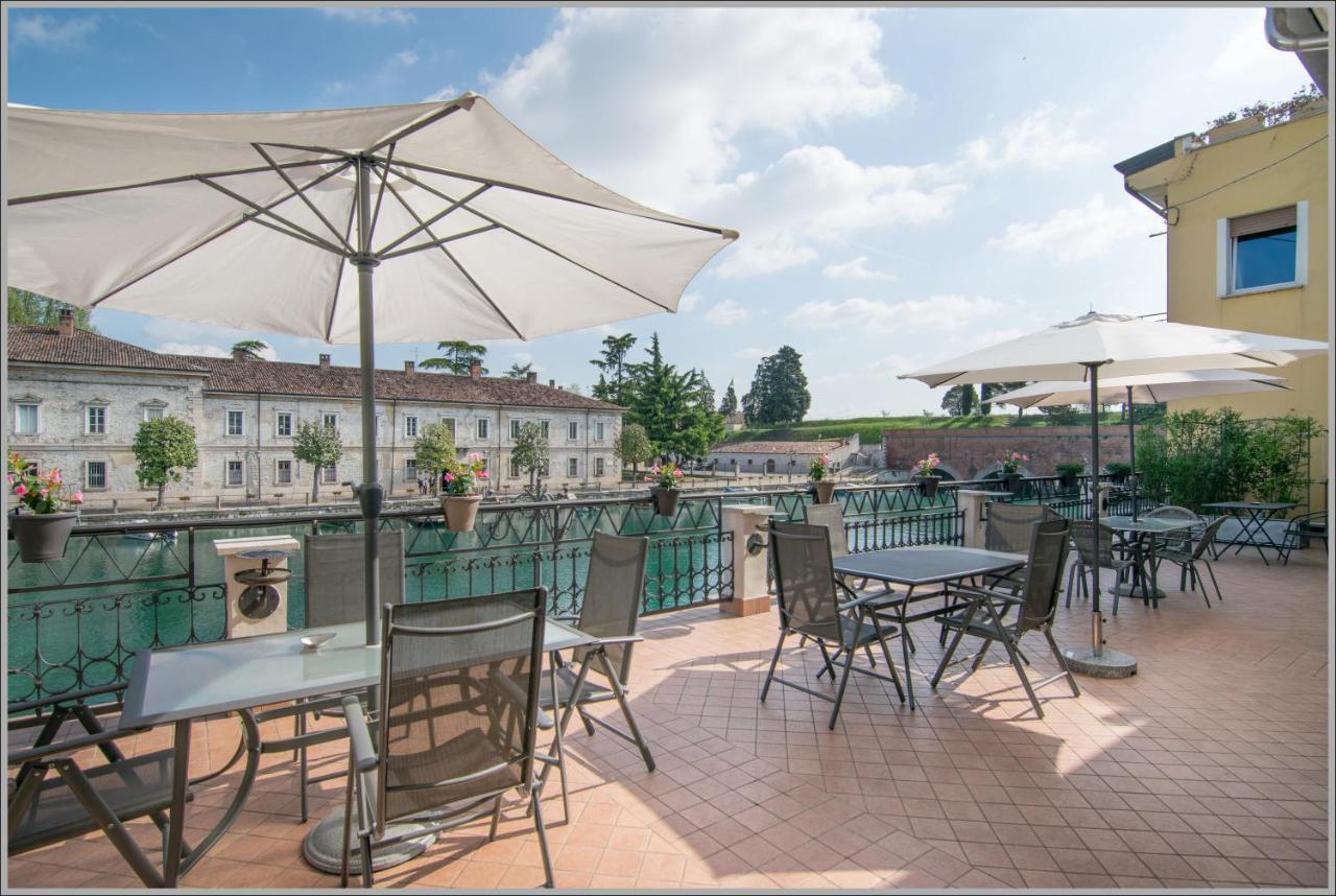 Fiori Sull'Acqua Apartments Пескьера-дель-Гарда Экстерьер фото