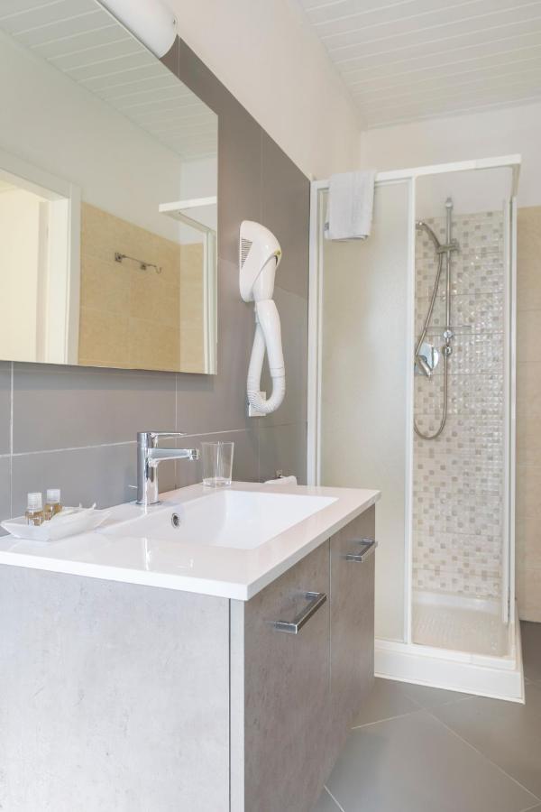 Fiori Sull'Acqua Apartments Пескьера-дель-Гарда Экстерьер фото