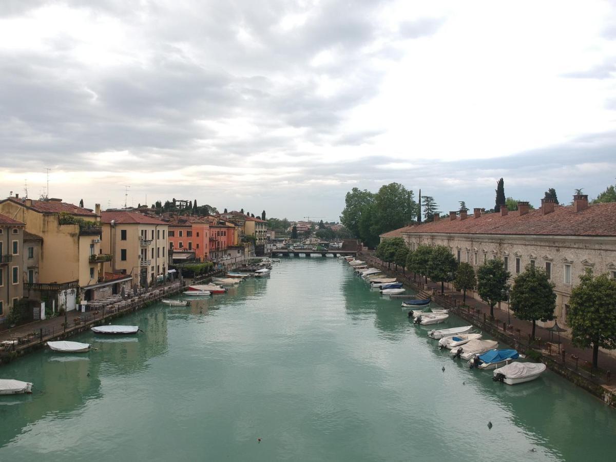 Fiori Sull'Acqua Apartments Пескьера-дель-Гарда Экстерьер фото