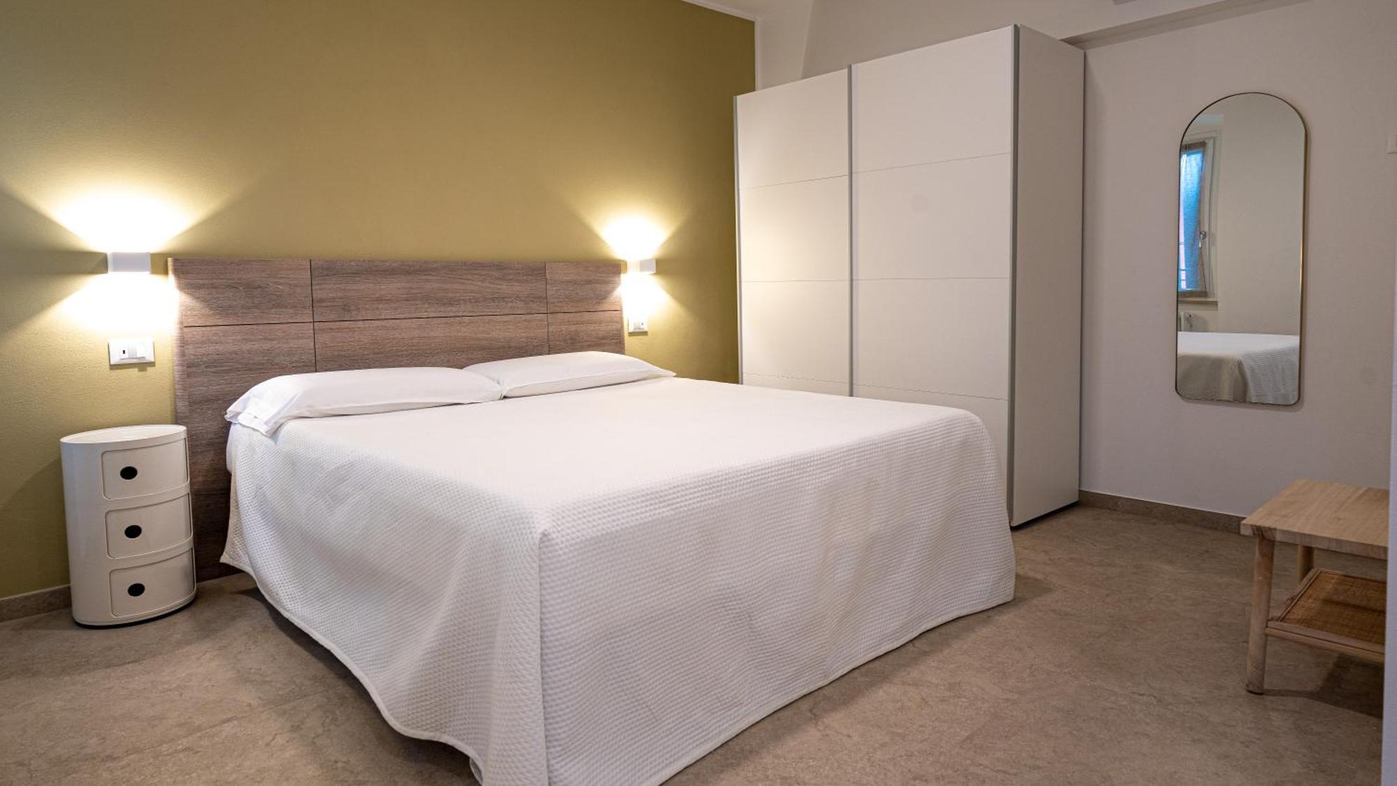 Fiori Sull'Acqua Apartments Пескьера-дель-Гарда Экстерьер фото
